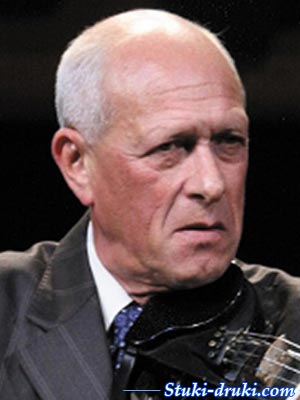 Давид Голощекин