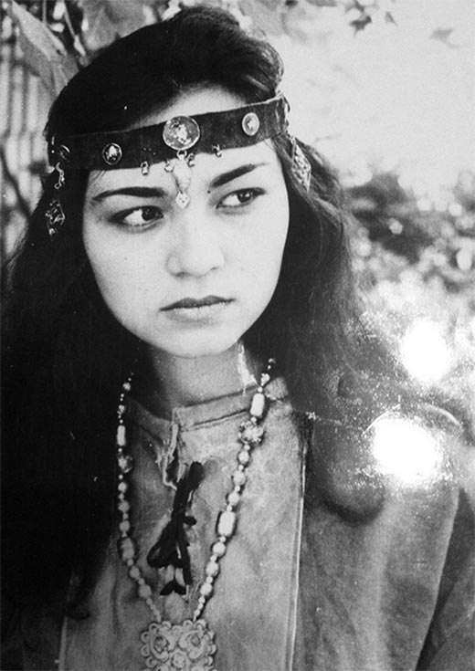 Дилия Рузиева в фильме Легенда