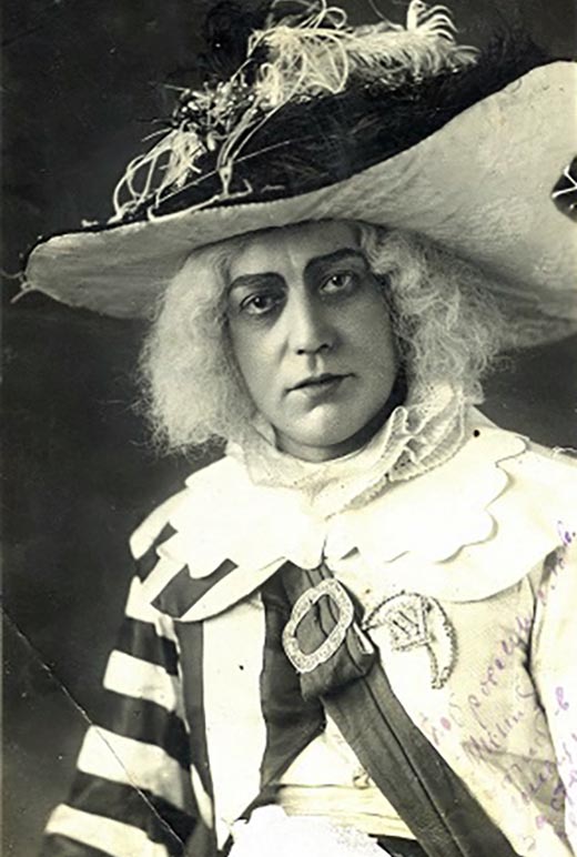 актер Дмитрий Добросмыслов