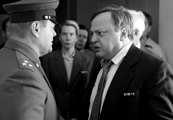 Дмитрий Костяев в фильме Дорогие товарищи