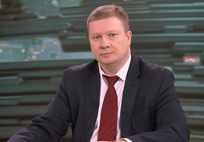 политолог Дмитрий Суслов