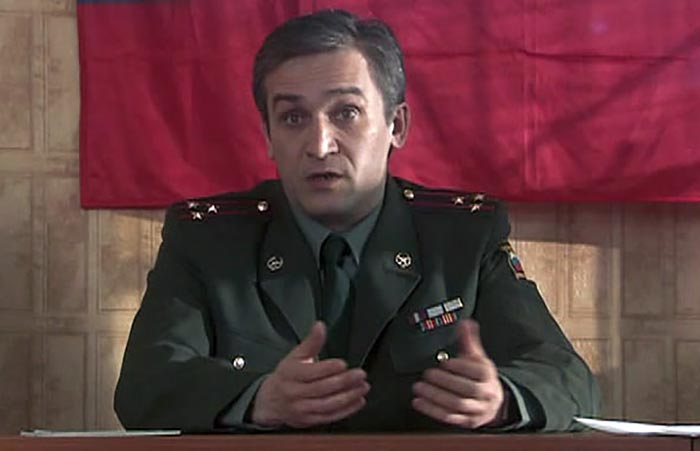 Дмитрий Михайлов в фильме Разрешите тебя поцеловать