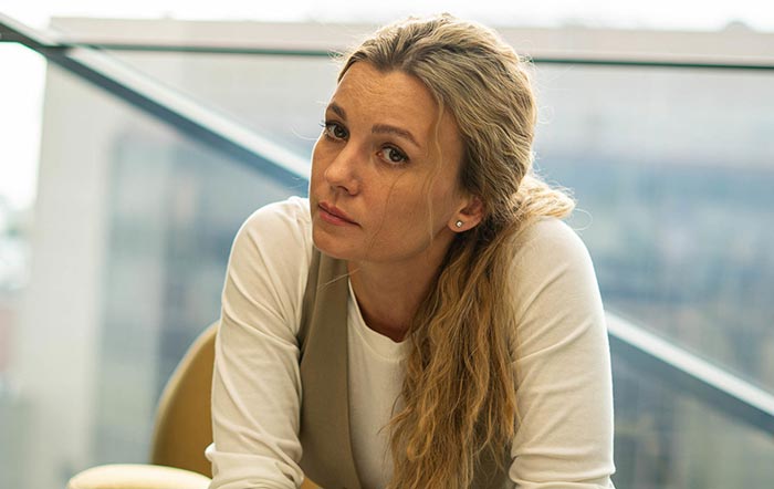 Екатерина Рябова в сериале Муж на полтора часа