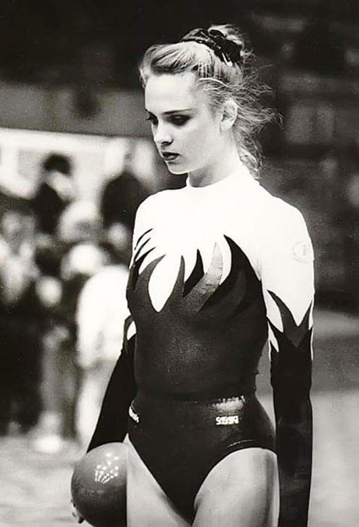 художественная гимнастка Екатерина Серебрянская