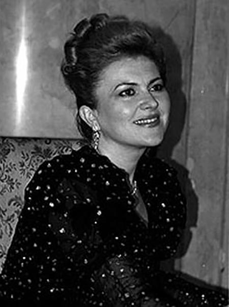 певица Елена Школьникова