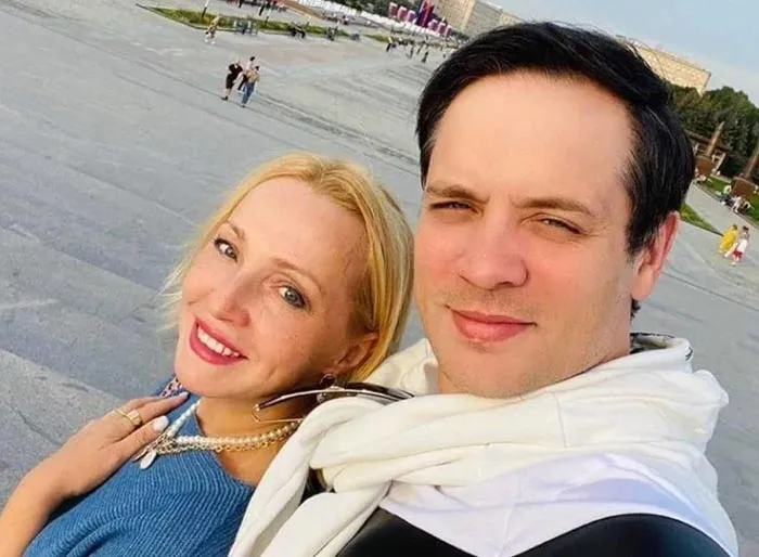 Елена Венгржиновская и Александр Асташёнок