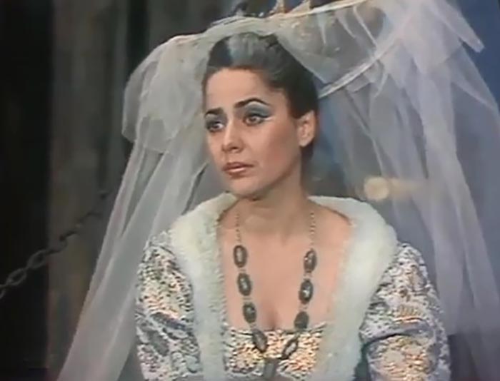 Элина Агамян в фильме-спектакле Ричард II