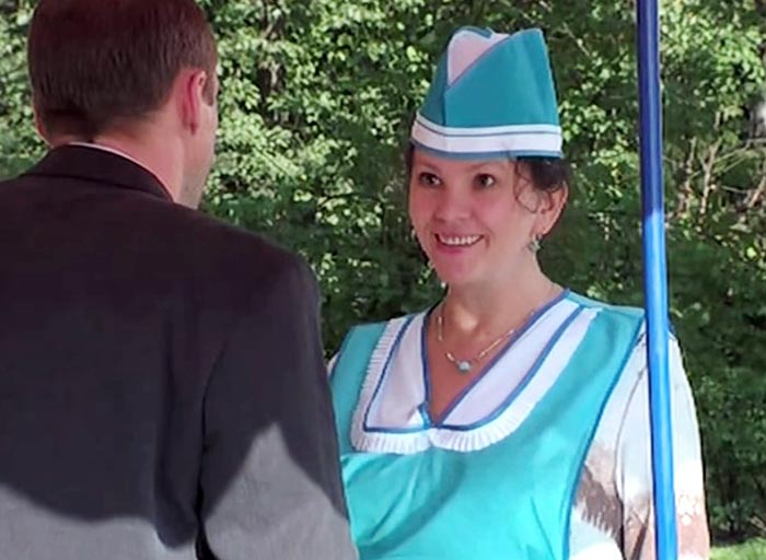 Эллина Качанова в сериале Висяки