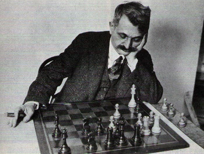 Немецкий шахматист Эмануил Ласкер