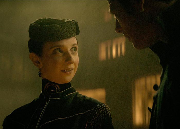 Эмили Фэрн в сериале Дом Гиннессов