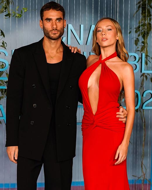 Эстер Экспосито и Нико Фуртадо