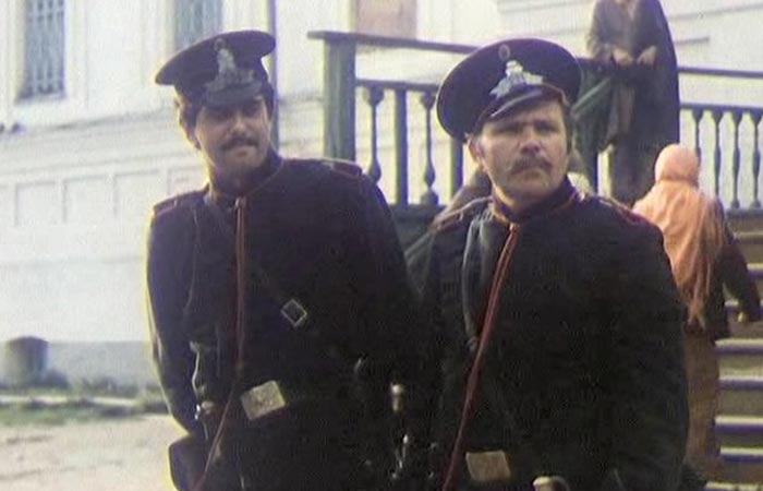 Евгений Филатов в фильме Строговы