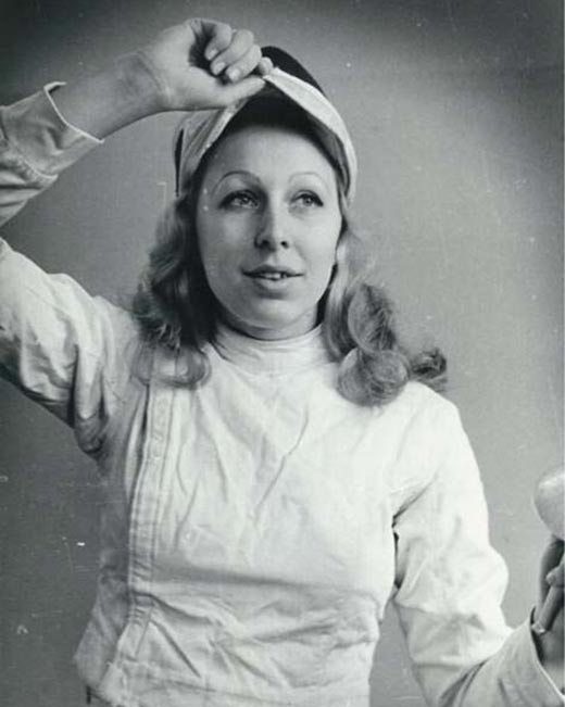 Советская фехтовальщица Елена Белова