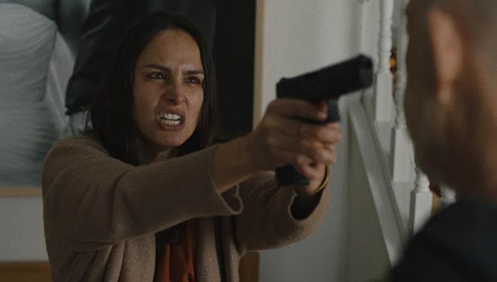 Фернанда Уррехола в фильме Тебе не убежать