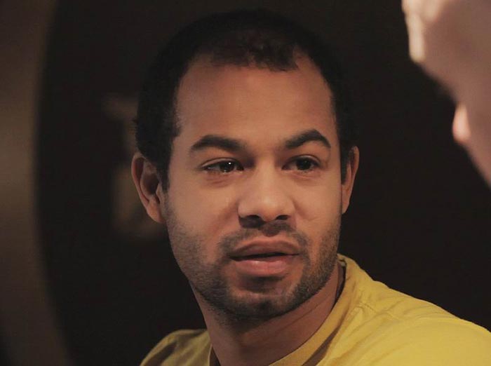 Фредерик Куаку в фильме Тысяча