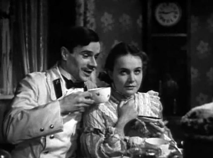 Гарри Миновицкая в фильме Дело Артамоновых