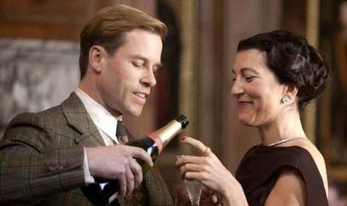 Гай Пирс в роли Эдуарда VIII