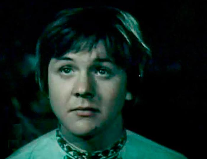 Геннадий Фролов в фильме На златом крыльце сидели...