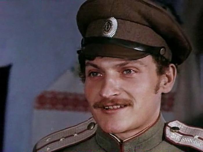 Геннадий Пачис в фильме Золотые туфельки