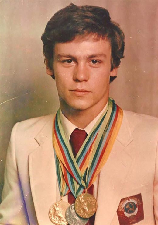 советский гимнаст Александр Ткачев