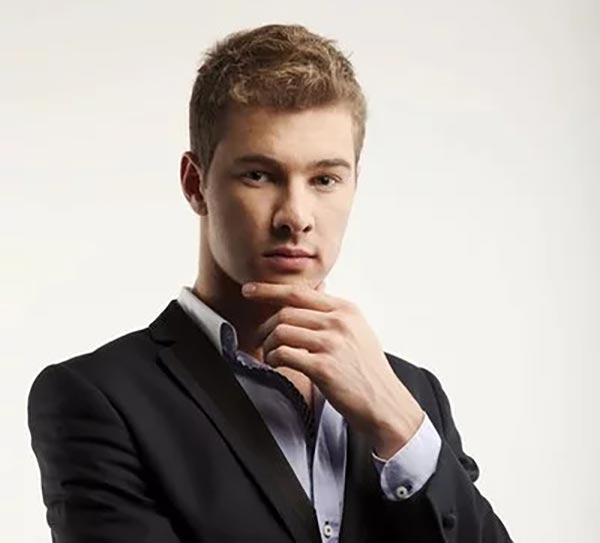 певец Григорий Юрченко