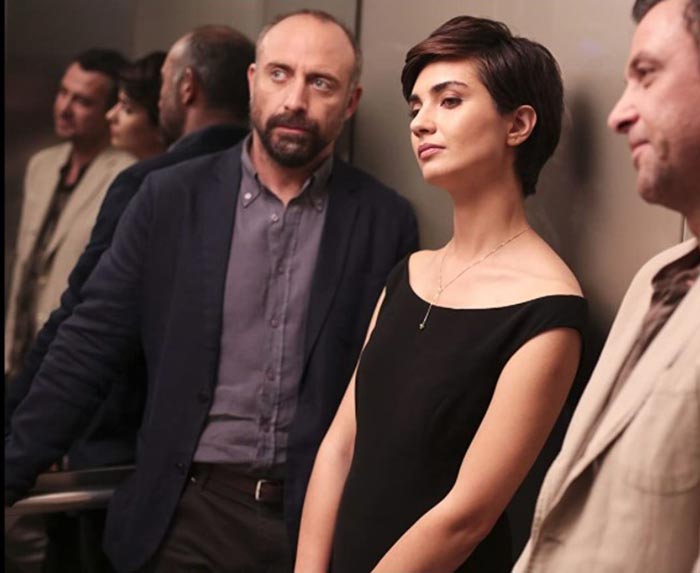 Халит Эргенч в фильме Красный Стамбул