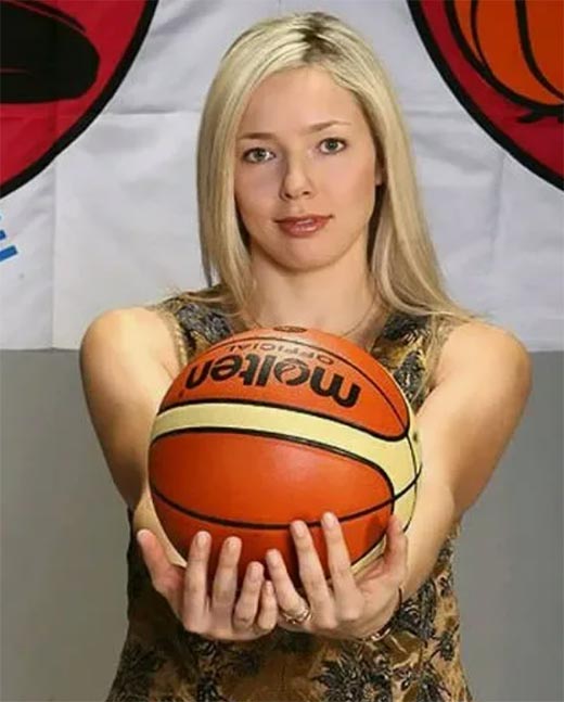 Илона Корстин в молодости