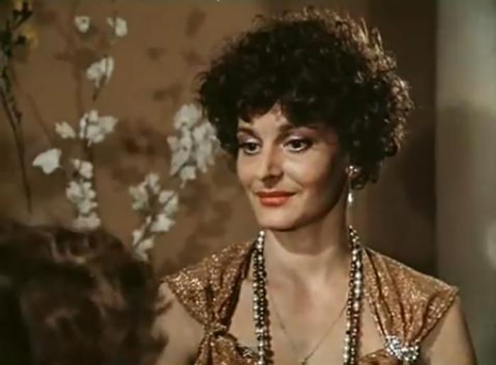 Ирена Кряузайте в фильме Богач, бедняк...