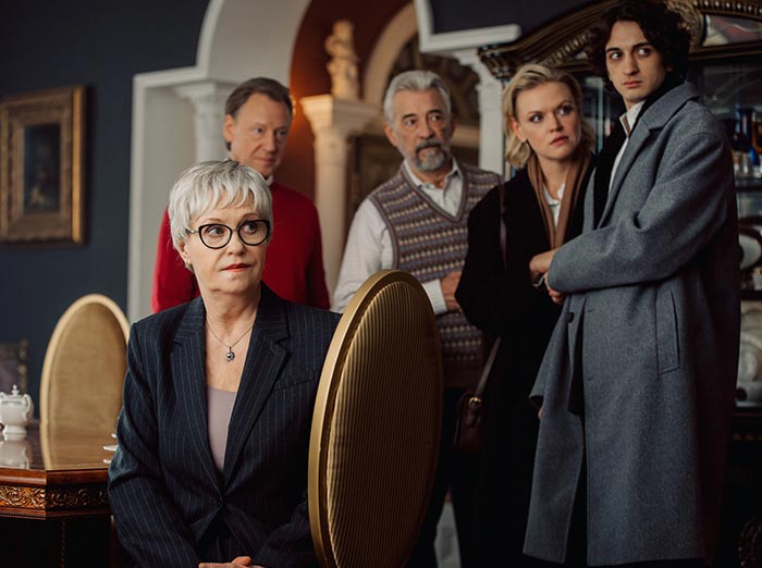 Ирина Розанова в сериале ВИА «Васильки»