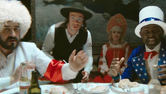 Исмаил Коне в фильме Новогодний ремонт