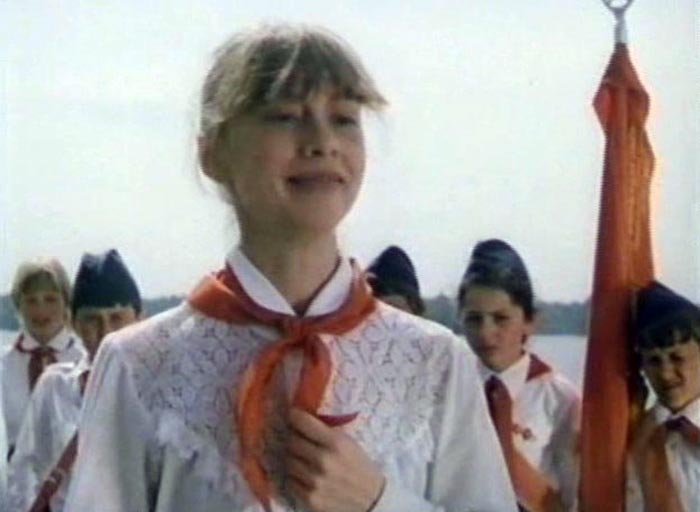 Изабелла Чирина в фильме Грядущему веку