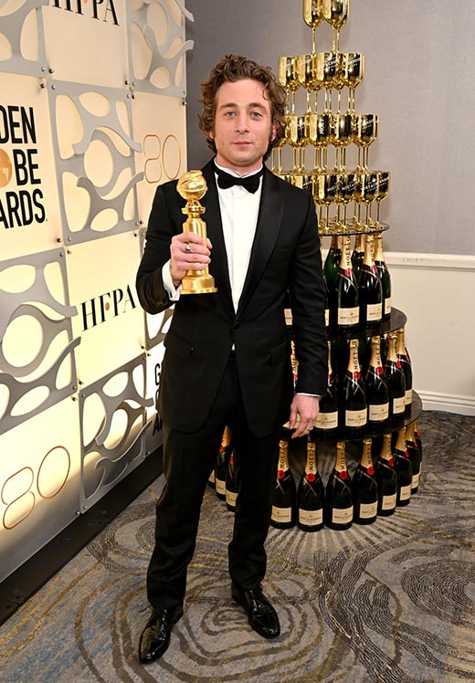 Джереми Аллен Уайт в сериале Медведь