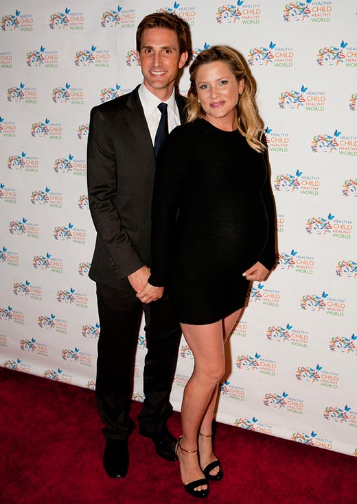 Джессика Кэпшоу и Кристофер Гэвиган