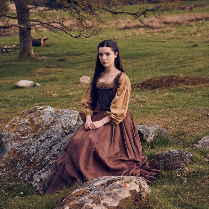 Джессика Рейнольдс в сериале Чужестранка