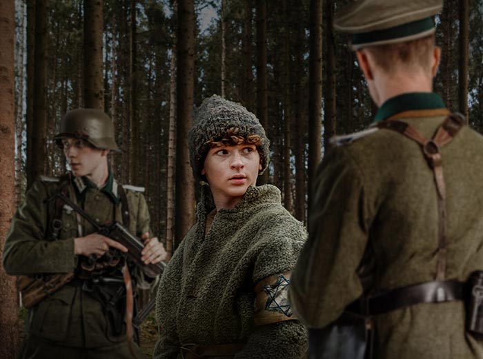 Джетт Клайн в фильме Мальчик, который прятался в лесу