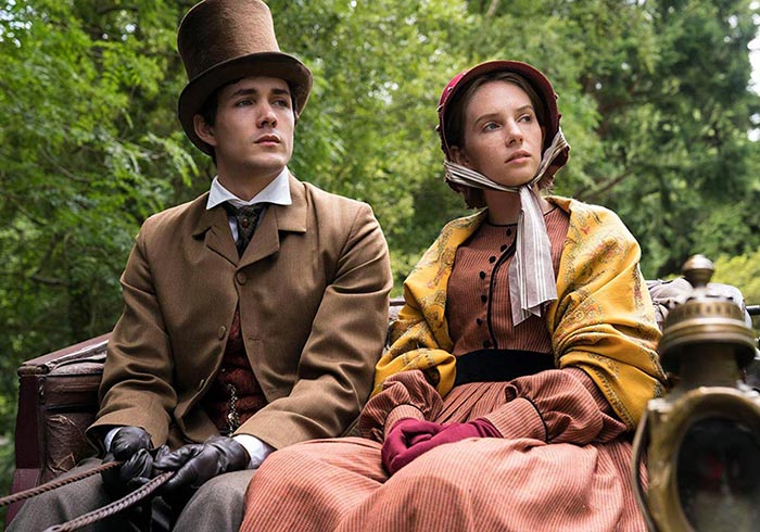 Джона Хауэр-Кинг в фильме Маленькие женщины