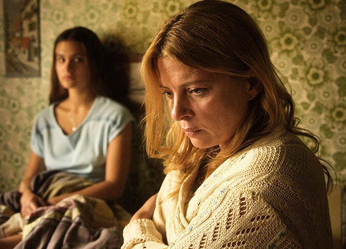 Йёрдис Трибель в фильме Однажды мы расскажем друг другу всё