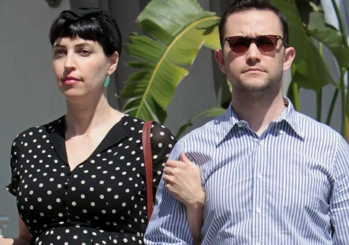 Джозеф Гордон-Левитт и Таша МакКоли