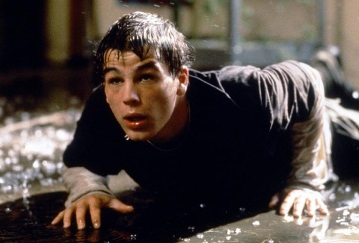 Джош Хартнетт в фильме Факультет