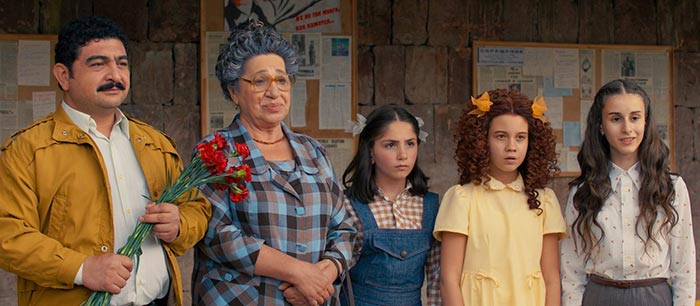 Джульетта Степанян в фильме Манюня: День рождения Ба