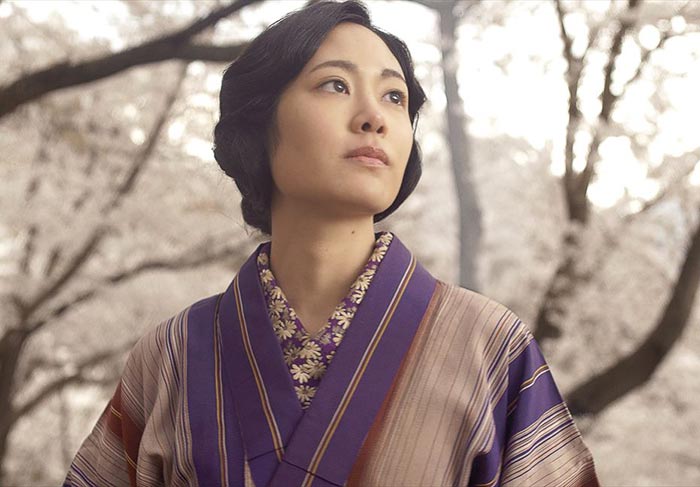 Дзюнко Абэ в фильме В плену у сакуры 2