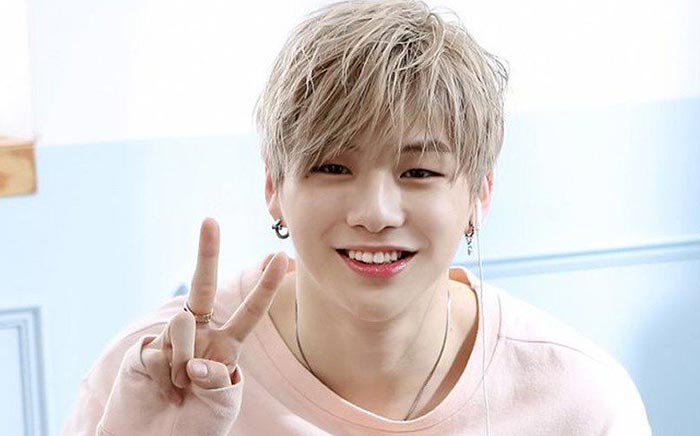 певец Кан Даниэль