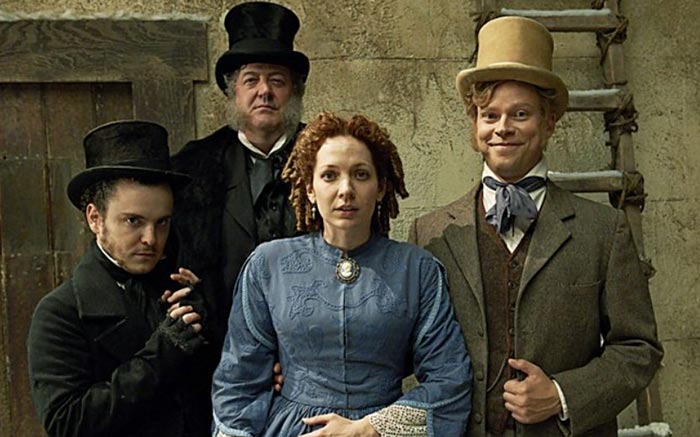 Кэтрин Паркинсон в сериале Холодная лавка всякой всячины