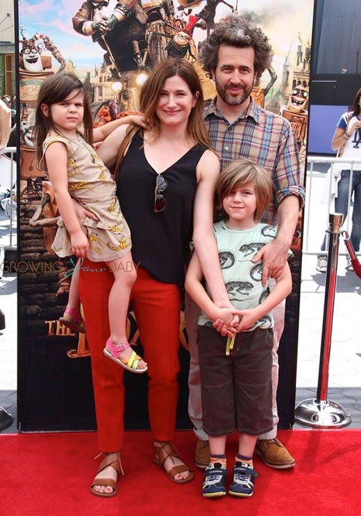 Кэтрин Хан и Итан Сэндлер с детьми