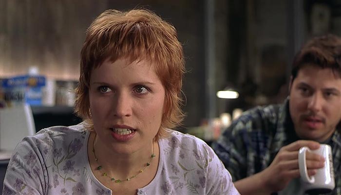 Ким Диккенс в фильме Невидимка