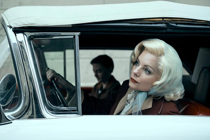 Кимберли Уильямс в фильме Революция Иисуса