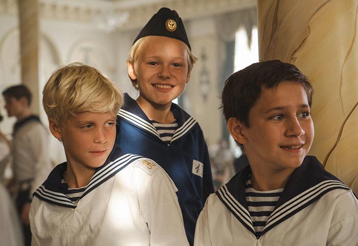 Климентий Кривоносенко в сериале Три друга, клад и матрос Кошка