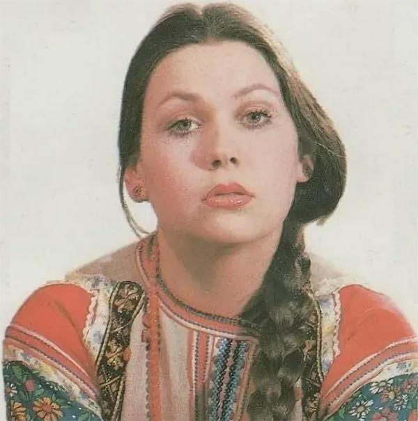 Лариса Трухина в молодости