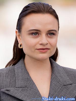 Лена Урцендовски