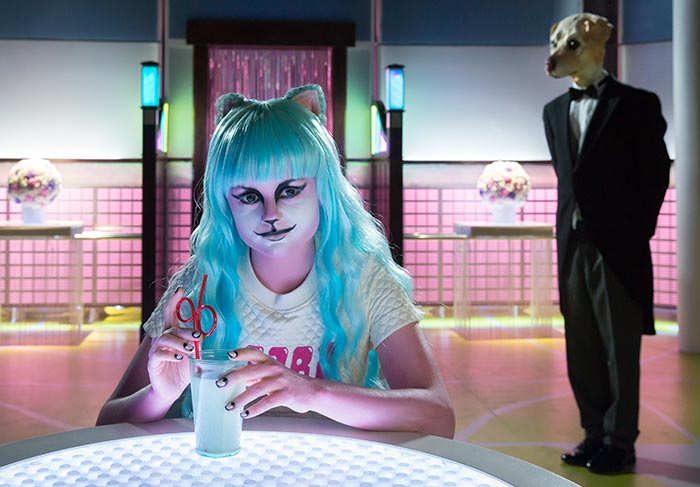 Лена Урцендовски в фильме Белый кролик